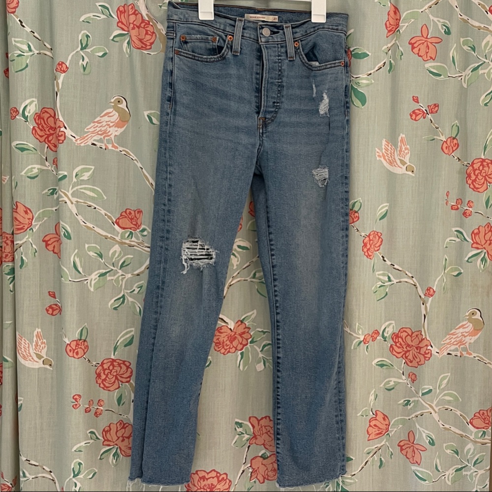 Levi's Women's Straight Leg Distressed Denim Jeans